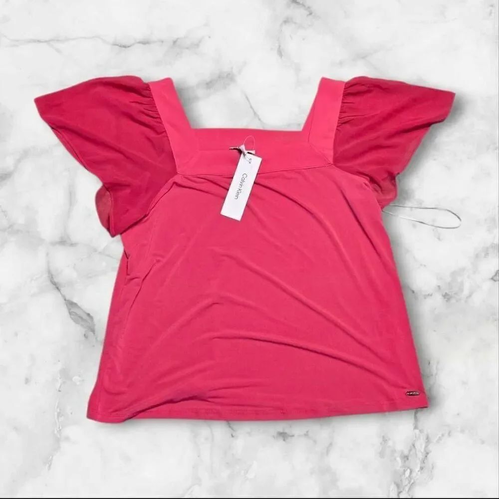 Calvin Klein Size Large Pink ShortβSleeve Shirt